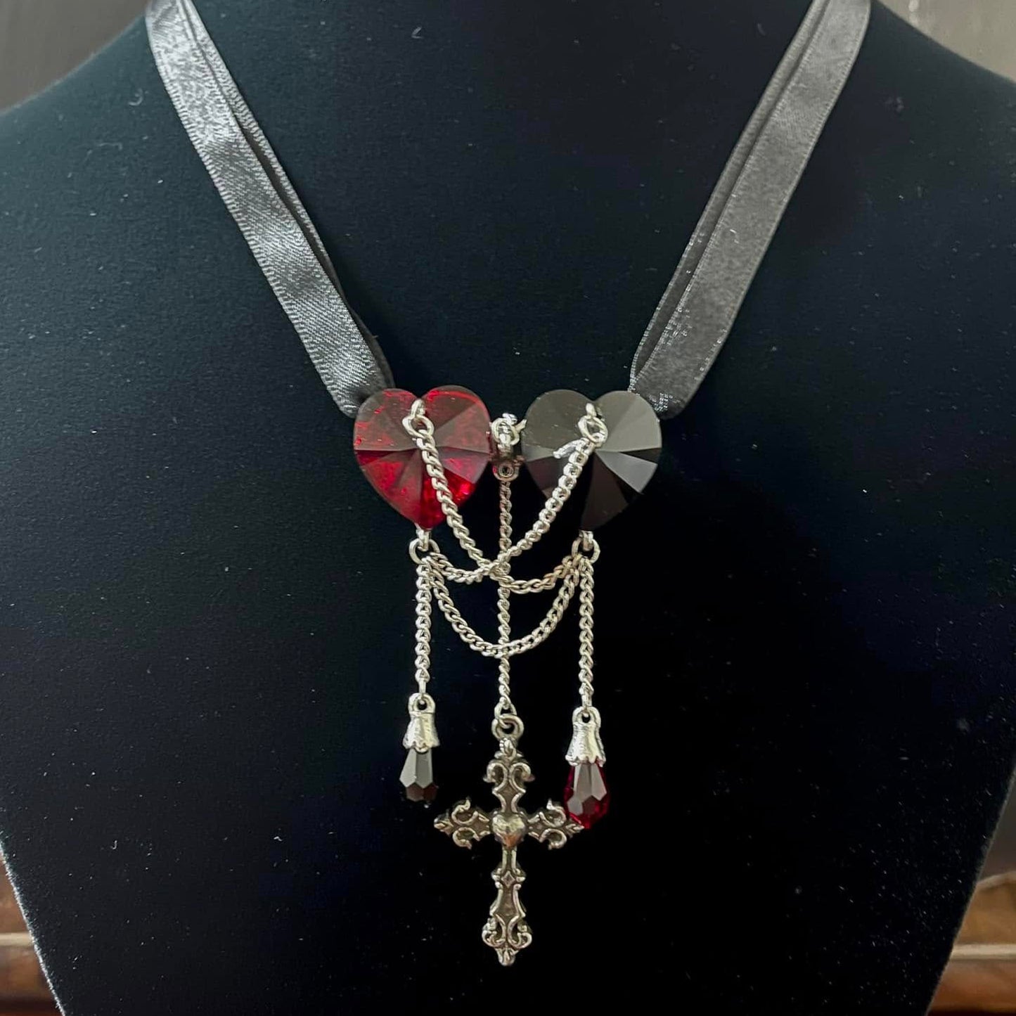 CRYSTAL HEARTS CHOKER Shrine of Hollywood Jewelry - necklace jewelry Jewelry - Necklaces and Chokers necklace