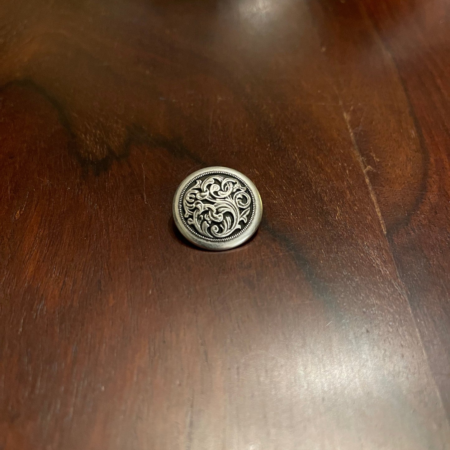CELTIC LEAVES BUTTON - STYLE #1035 - One dozen