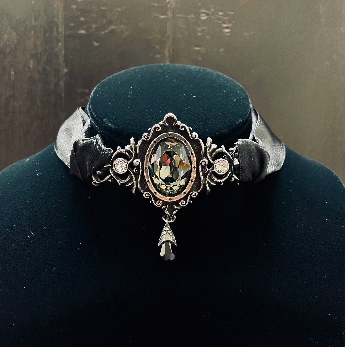 Shrine of Hollywood GREYHEART CHOKER
