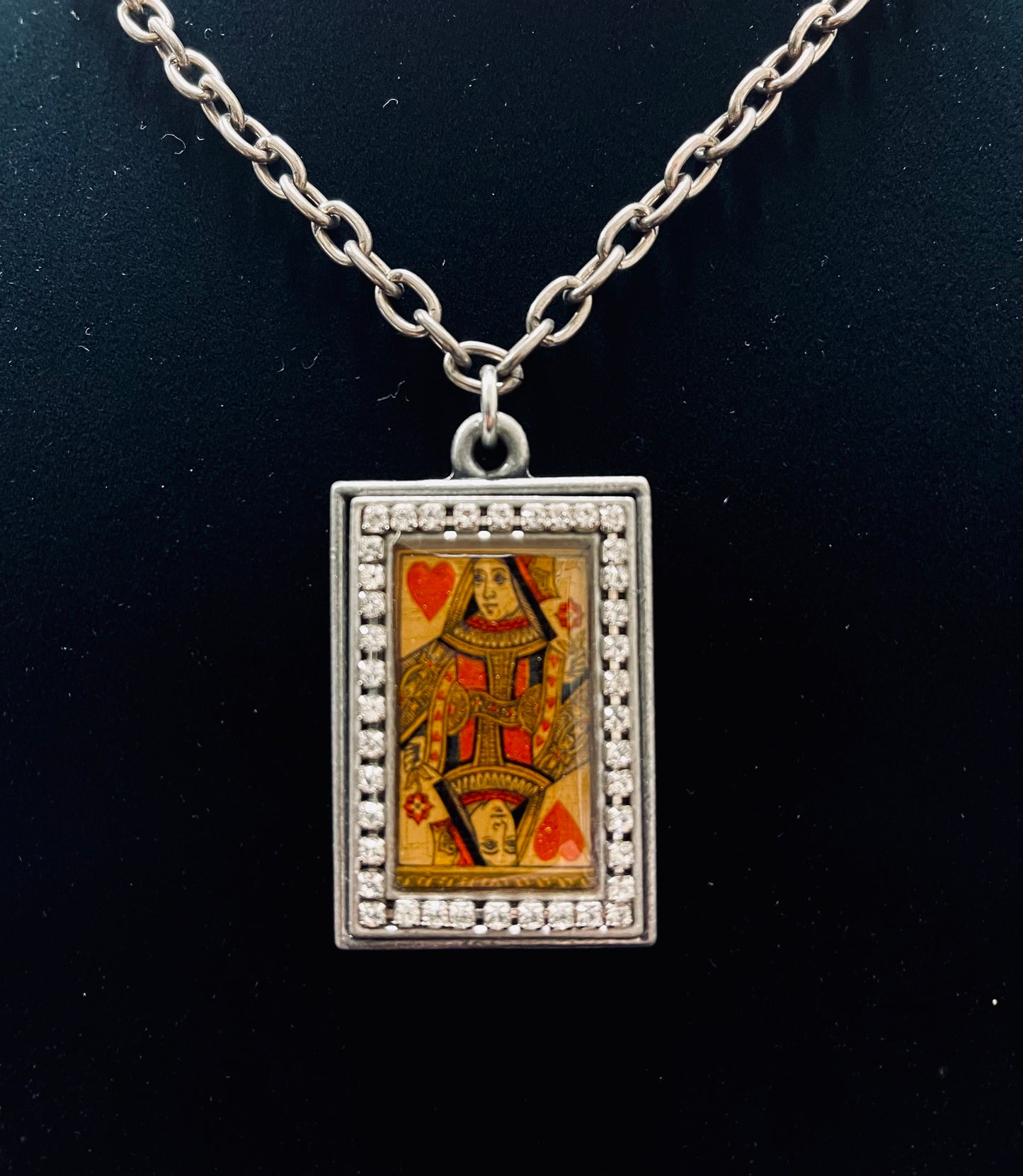 QUEEN OF HEARTS BLING NECKLACE Shrine of Hollywood NECKLACE