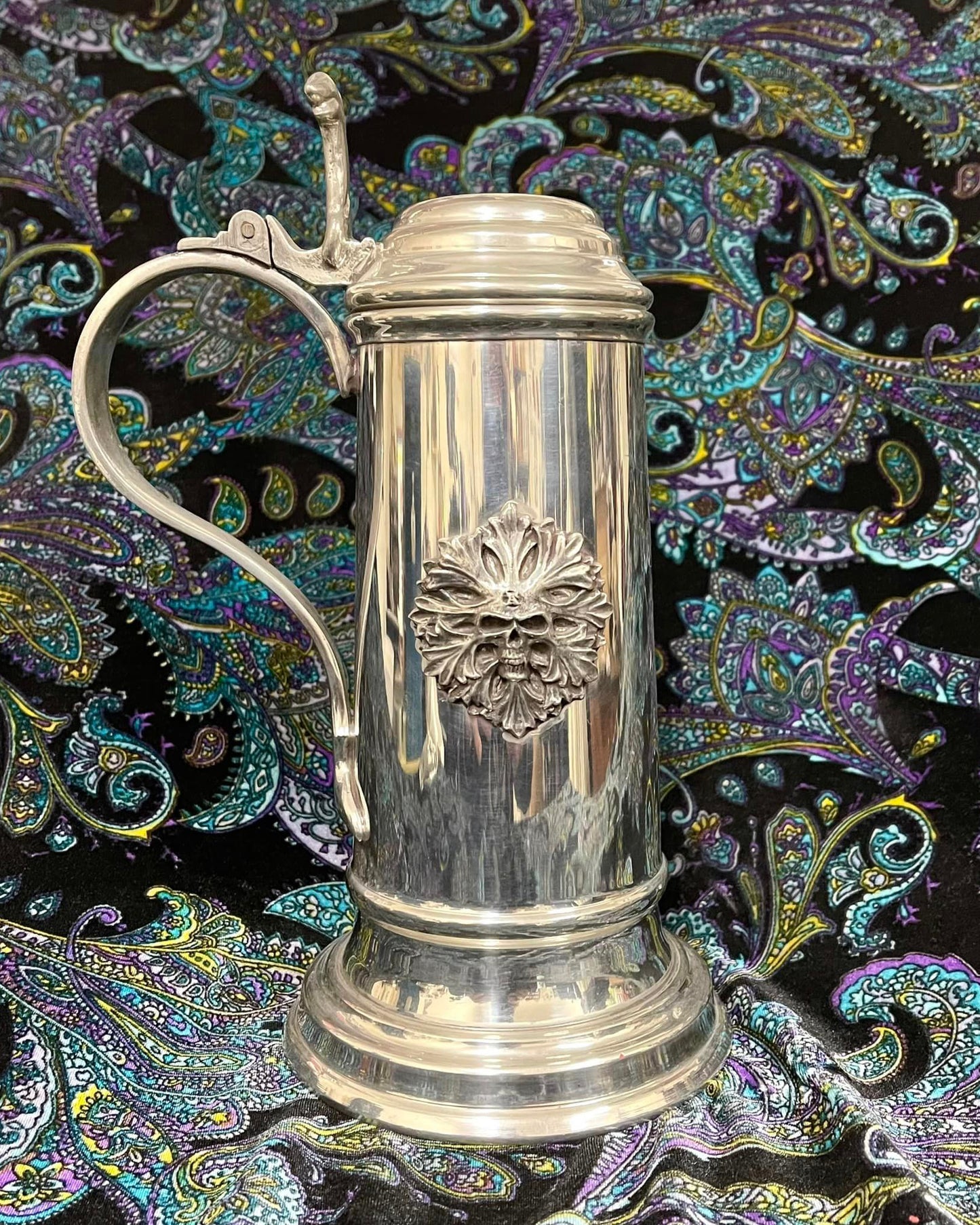 GREEN MAN SKULL BEER MUG Shrine of Hollywood Decor Goblets and Glassware Housewares Treasures and Relics