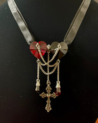 CRYSTAL HEARTS CHOKER