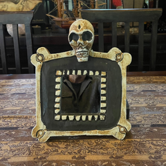 SKULL MIRROR