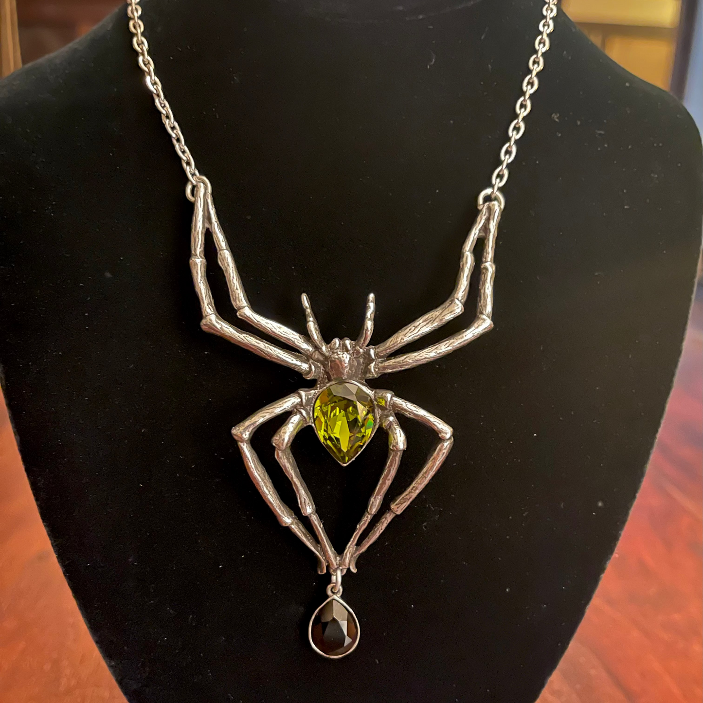 EMERALD VENOM NECKLACE Shrine of Hollywood Necklace Gothic Necklace Jewelry - Necklaces and Chokers Spider necklace