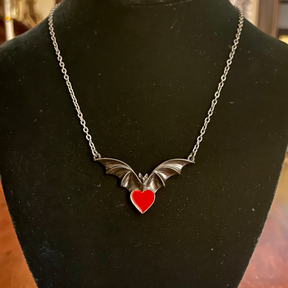 SOMBRE DESIR BAT NECKLACE