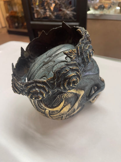 THE CROWNED SKULL - CROWN OF ROSES Shrine of Hollywood skull art Treasures and Relics