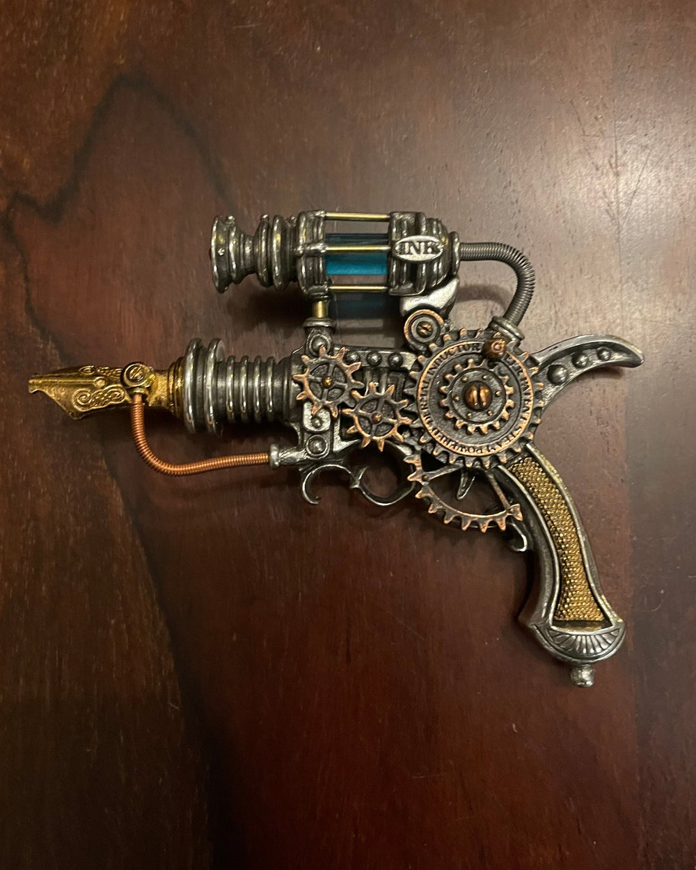 STEAMPUNK RAYGUN