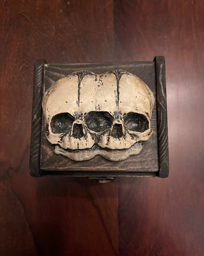 DOUBLE BABY SKULL BOX