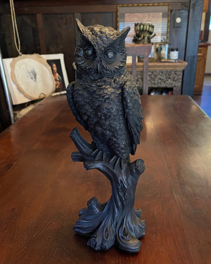 PERCHED OWL STATUE