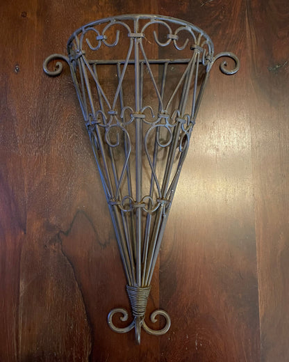 FLOWER WALL SCONCE