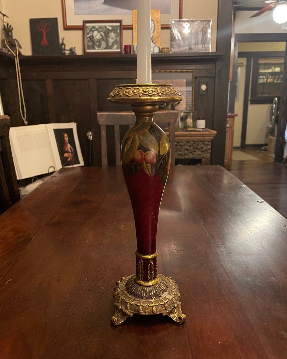 ELEGANT GOLD LEAF RENAISSANCE CANDLE HOLDER
