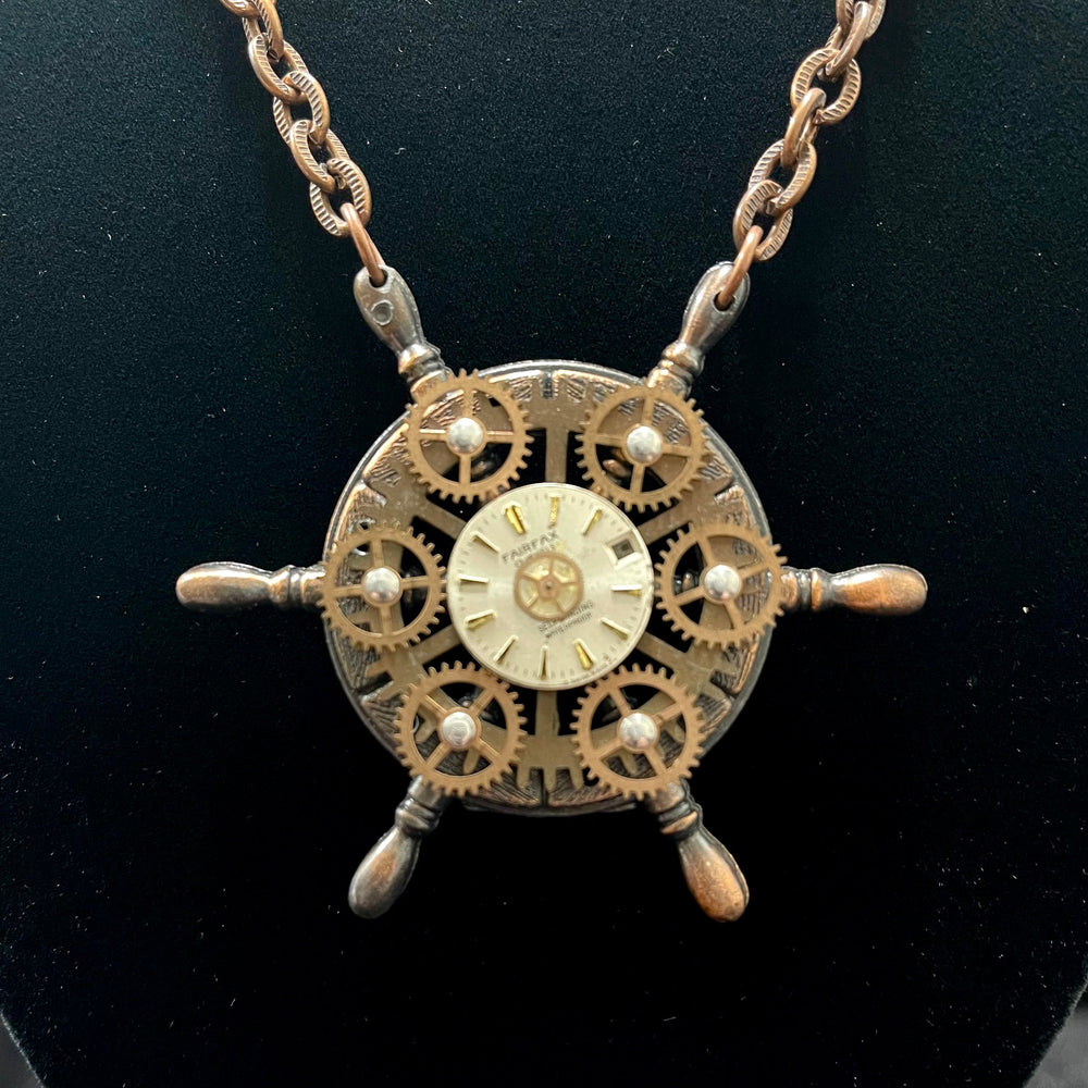 THE STEAMPUNK CAPTAIN’S WHEEL