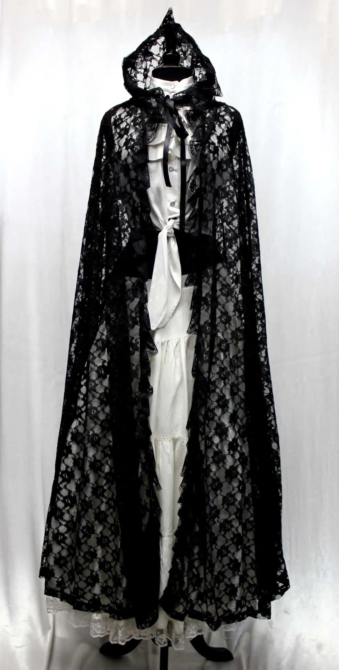 Shrine of Hollywood LACE CAPE - BLACK LACE Capes