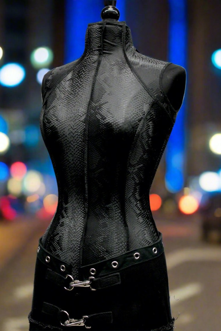 FUTURE SHOCK TOP SLEEVELESS - Black Snake Vinyl