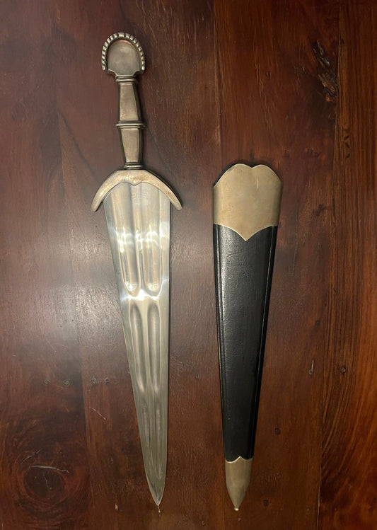 CINQUEDEA ITALIAN DAGGER Shrine of Hollywood dagger Treasures and Relics