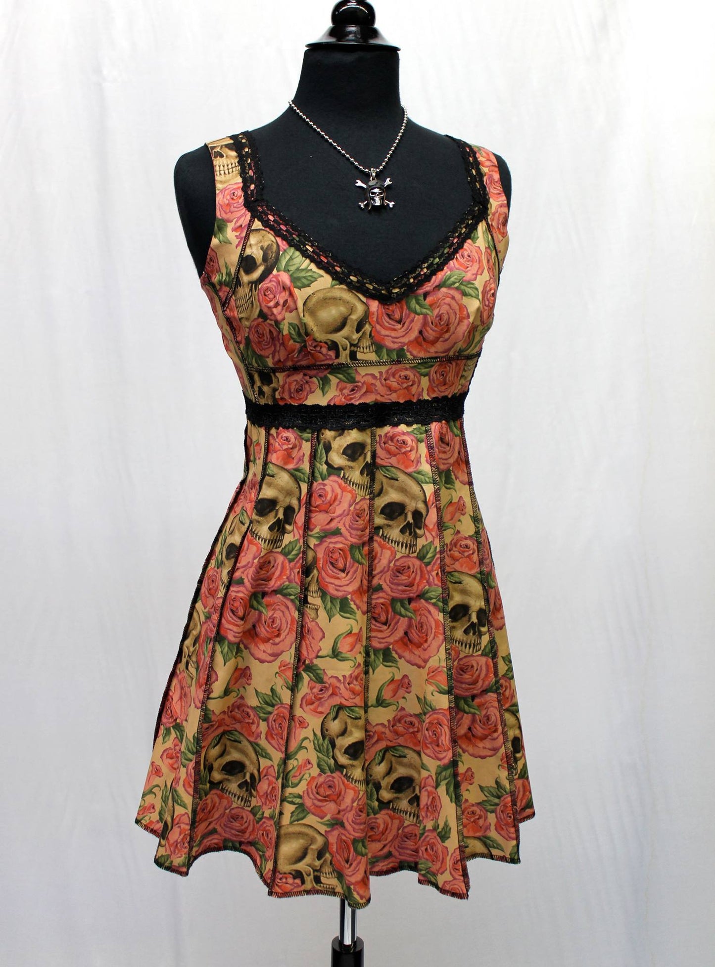 VINTAGE STYLE COCKTAIL DRESS - SKULL AND ROSE PRINT