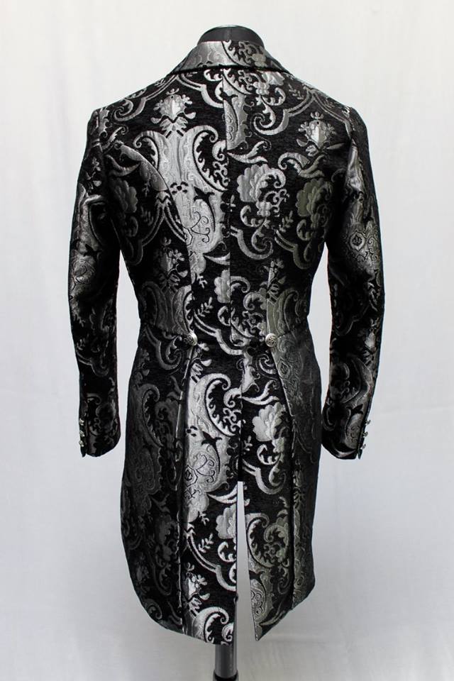 VICTORIAN TAILCOAT - SILVER/BLACK TAPESTRY