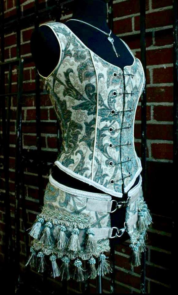 PIN BODICE - GREEN/IVORY TAPESTRY by Shrine of Hollywood