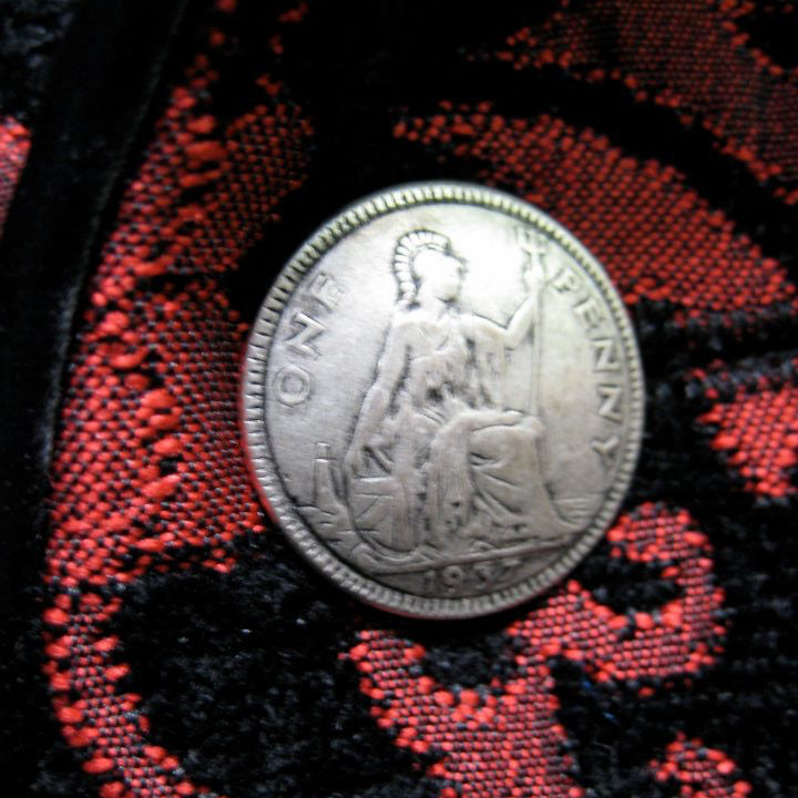 ANTIQUE LIBERTY COIN BUTTON - LARGE SIZE - One dozen