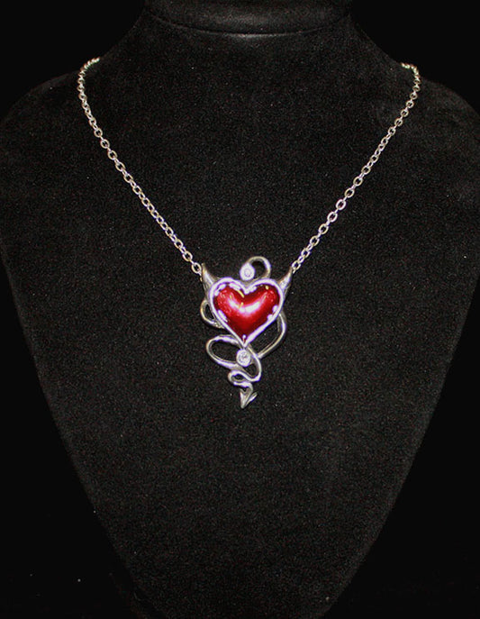 HORNED HEART NECKLACE